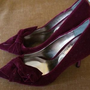 Plum color high heel lumps